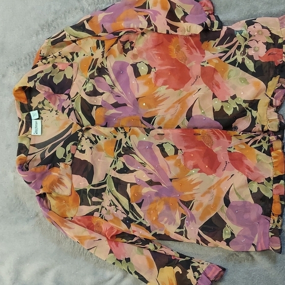 Sara Morgan Tops - FLORAL Sara Morgan Sheer Blouse Size M